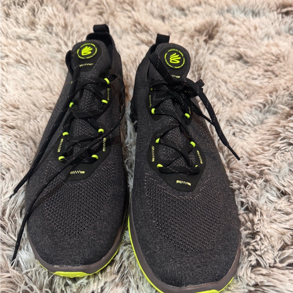 Men sneakers